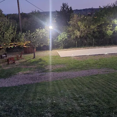 Le De La Colline *